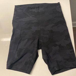 Lululemon Align - High Rise Short 6”